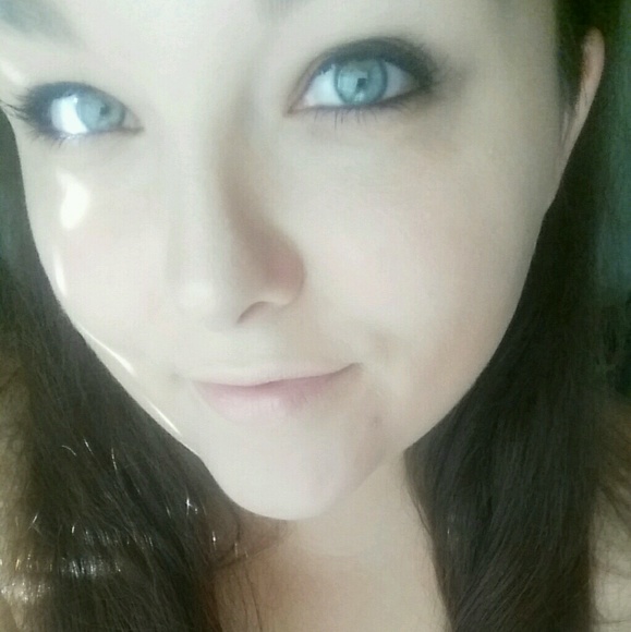 Meet your Posher, Crystal - Picture 1 of 1